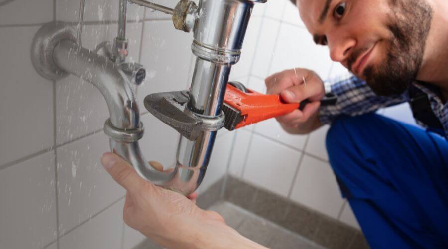 Professional same day plumber services in Rosanky, TX
